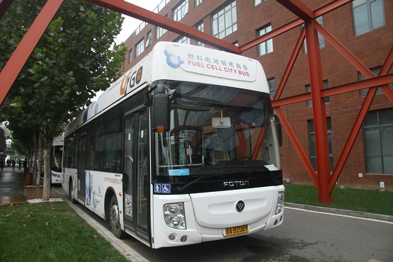  韩国平昌、中国京张接力 欧辉服务“双冬奥”向世界劲吹“中国绿”