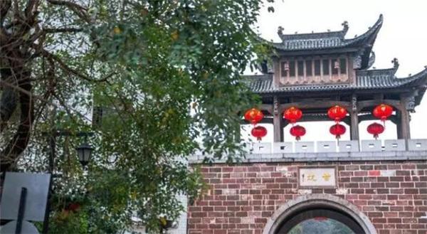史上最盛大灯会！华侨城十二城点亮中国年