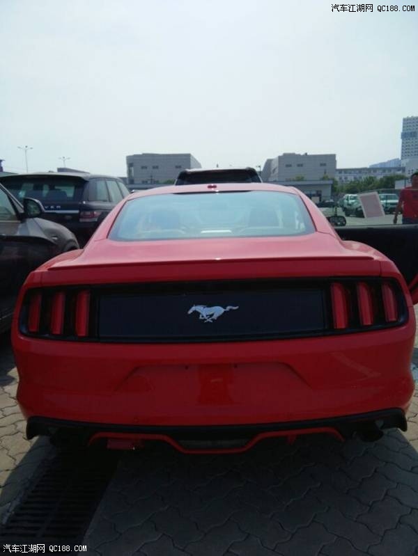 平行进口17款福特野马2.3P版报价解读