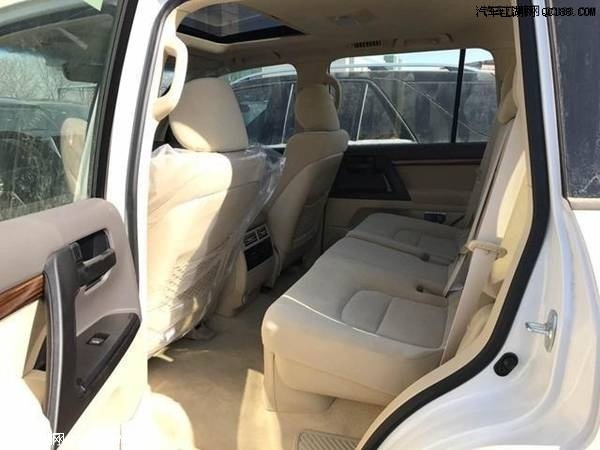 18款丰田酷路泽4000全尺寸越野SUV图解