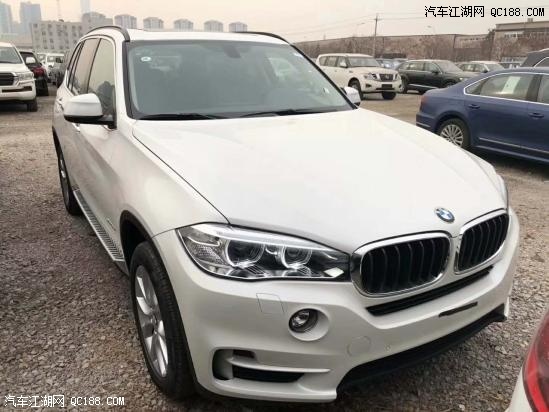 18款宝马X53.0T中东版白棕天津港现车报价