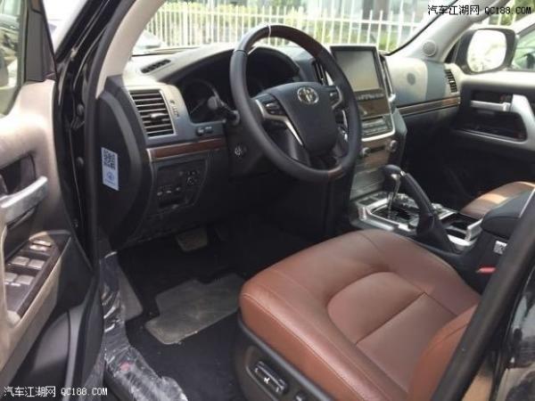 2018款丰田酷路泽5700平行进口现车实拍