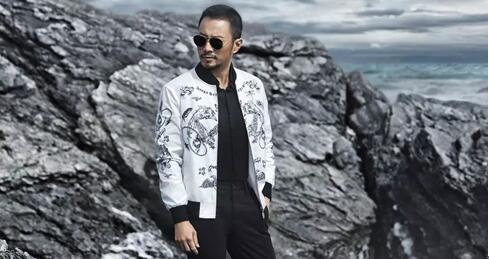 七匹狼荣膺2017年十大服装品牌网络评选活动男装十强