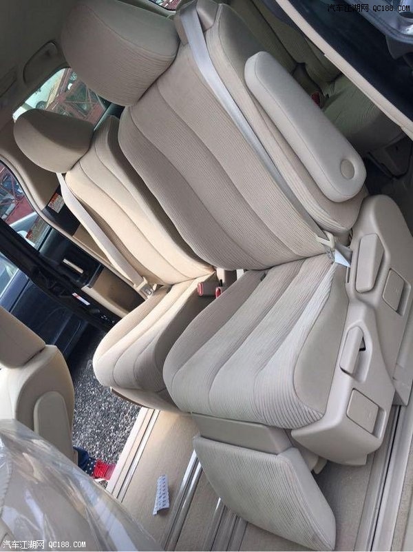 18款丰田普瑞维亚中东版大霸王性能体验