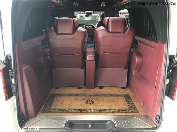 2017款奔驰威霆四驱顶配两驱性价比解读