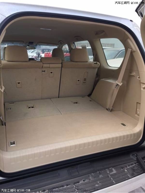 平行进口17款普拉多3000柴油版到店实拍