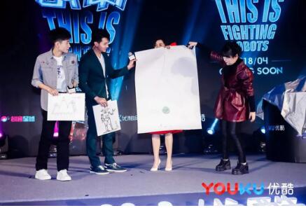 郑爽揣着“铁甲梦”上热搜 《这！就是铁甲》或破招商新纪录