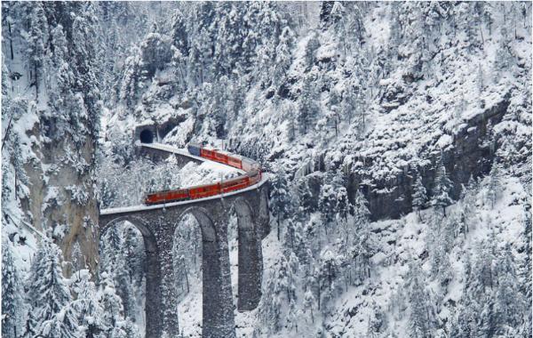 天巡skyscanner: 新年火车驶向浪漫旅程，你想体验的精彩都在路上