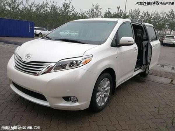 2017款丰田塞纳3.5L车身红色LED尾灯体验