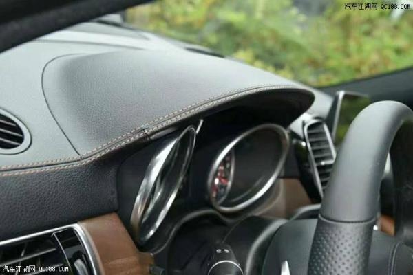 18款平行进口奔驰GLS450原装配置报价