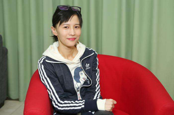 点赞！新华社联合张裕珍藏版五星致敬改革开放四十周年