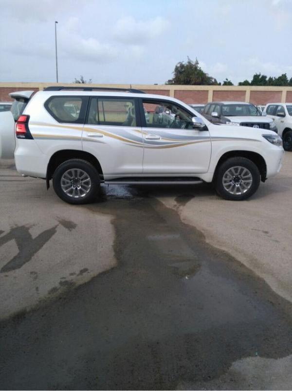 18款中东版丰田霸道4000手续正规丰田霸道4000越野车超低价