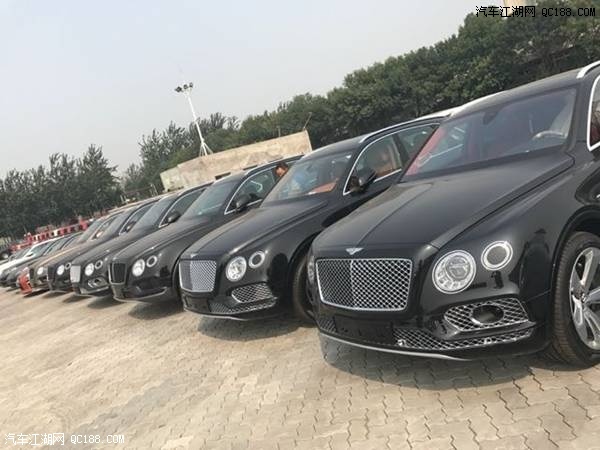 18款宾利添越V8 4.0T顶级四座配置详解