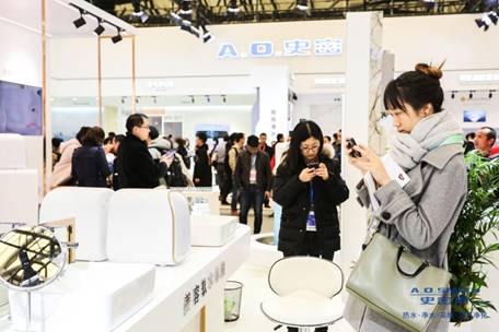 A.O.史密斯144年创新精品 引领行业再升级