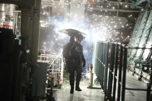 《红海行动》票房燃爆 中谷助阵首涉电影圈引关注