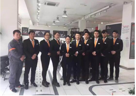 他曾是摩托车代理 如今坐拥83家雅迪门店雄霸西安高端车市场