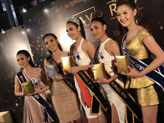 妆蕾RAY为泰国皇室献上贡品