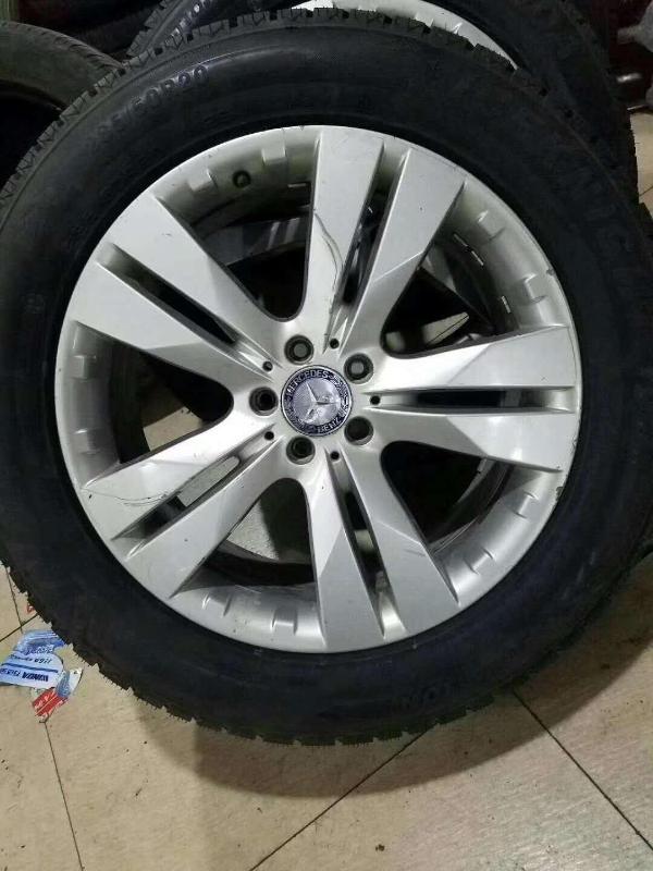 万达宝通与您一同选购适合的轮胎，保障出行安全