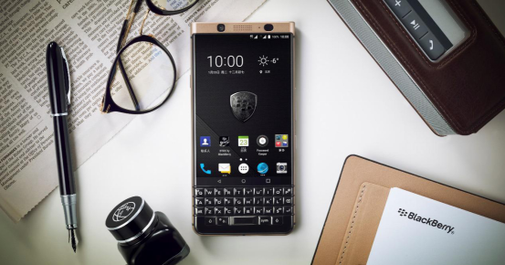 精致有品味，适合商务精英男士的白色情人节礼物推荐