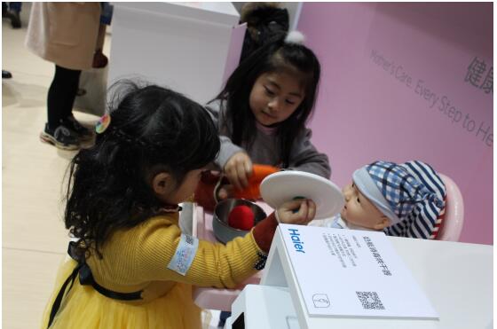 从科学育婴到智慧育婴，从AWE看母婴家电行业变革