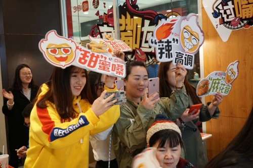 当音乐遇上美食,看肯德基邂逅唱吧如何携手玩转跨界快闪