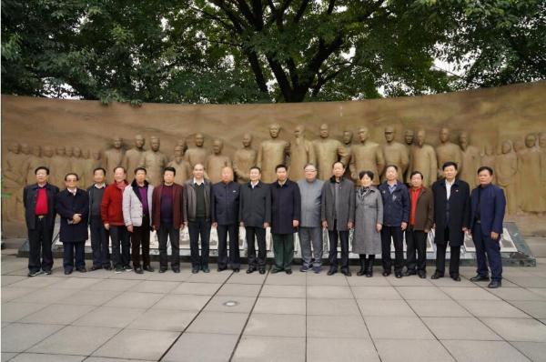 福缘实体联盟缅怀革命先辈，弘扬奉献精神