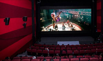 从《马戏之王》到《妈妈咪鸭》,三星LED电影屏让人们重新认识影院
