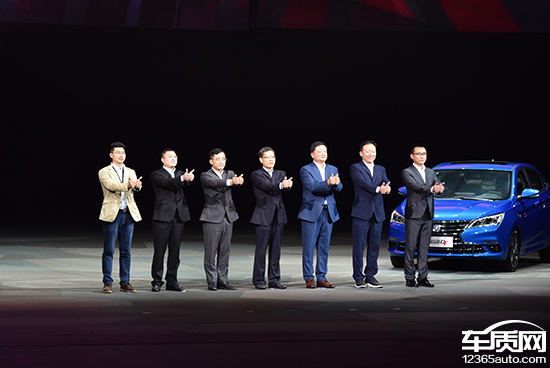 长安逸动/逸动DT上市 售5.49-10.59万元