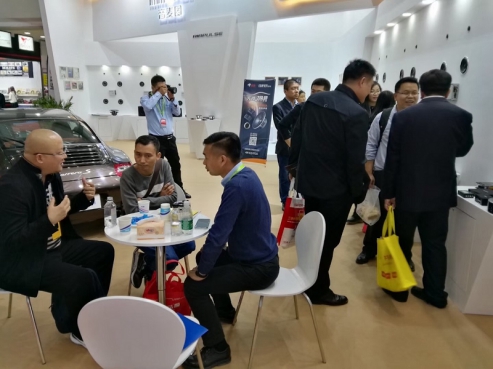 再次成为瞩目的焦点 漫步者深圳展会推出震撼新品