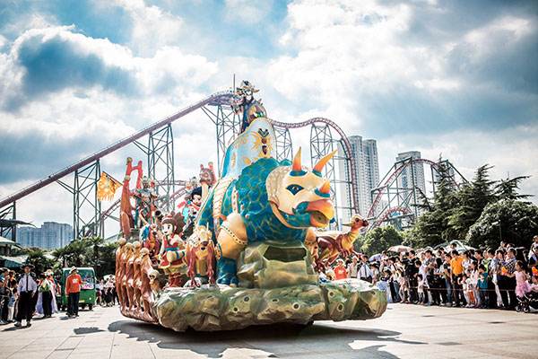 中华恐龙园第七届恐龙文化节 科技魔幻让恐龙“活”起来