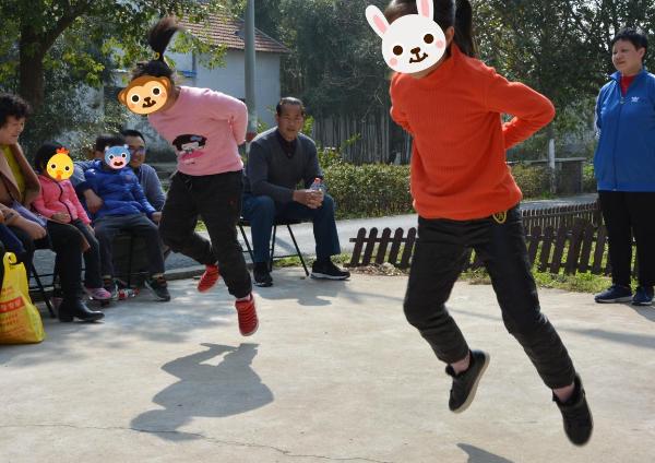 钰丰集团举办“妈妈爱你”慈善公益活动