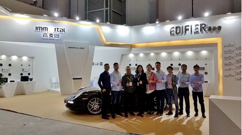 再次成为瞩目的焦点 漫步者深圳展会推出震撼新品