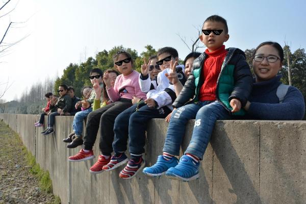 钰丰集团举办“妈妈爱你”慈善公益活动