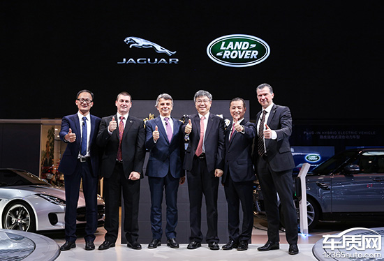 捷豹路虎携多款新车亮相2018北京车展