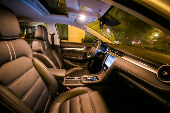 网约车终结者 20万颜值最高新能源车来了！