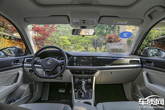 上汽大众全新朗逸上市 售11.59-16.29万元