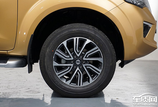 推荐自动四驱旗舰版 日产途达购车指南