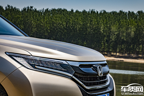 你的最佳选择?试驾2017款东风本田UR-V