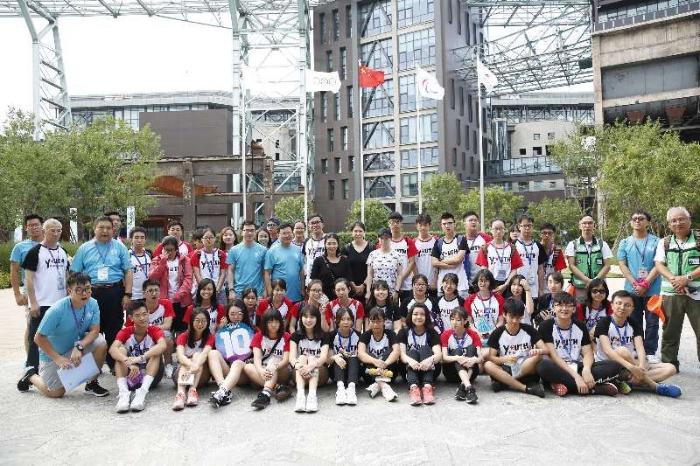 京港300余名青少年在京交流人文科技
