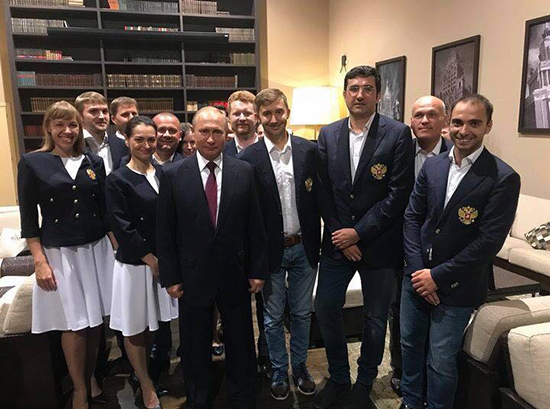 普京总统接见俄罗斯国际象棋奥赛队伍