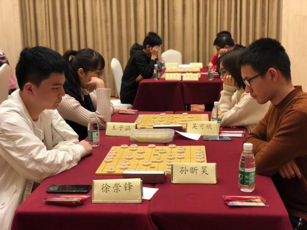 甬江杯青年大师精英赛开幕 16位高手论剑上海滩