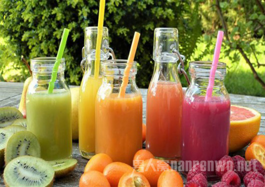 家属如新达成共识 女子患病喝果汁身亡 这是什么情况