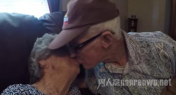 幸福美国老夫妻结婚71年同日去世 陪伴是最长情的告白