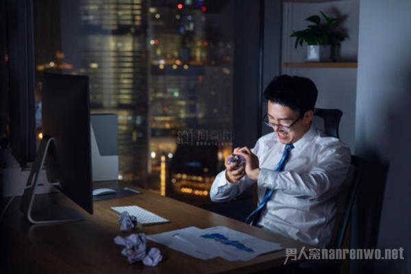 如何消除职场负面情绪 这3招轻松走出职场负面情绪
