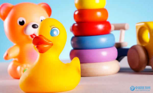 专家讲述：哪些玩具更适合8-12个月的宝宝