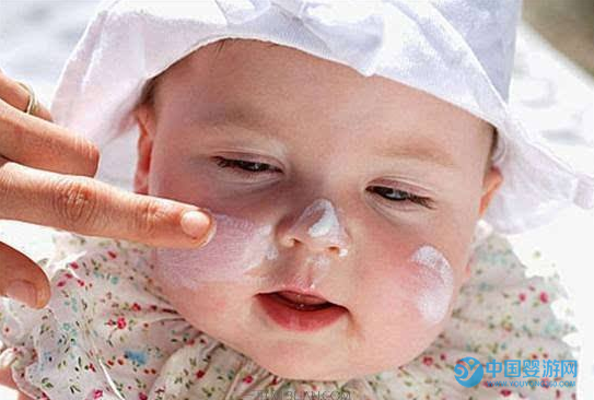 宝宝湿疹可以泡什么药浴？需要注意哪些问题？