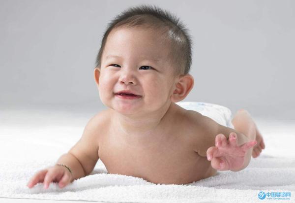 5-6个月宝宝身体和能力发育指标，快来看看吧
