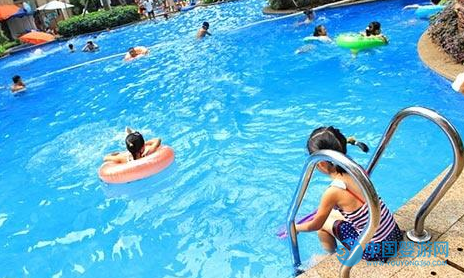婴儿游泳馆开设游泳班怎么宣传，如何吸引家长报名？
