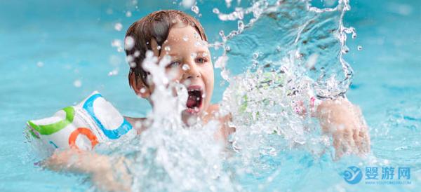 为什么要让孩子游泳，和不游泳的宝宝相比，这四点优势你要知道！