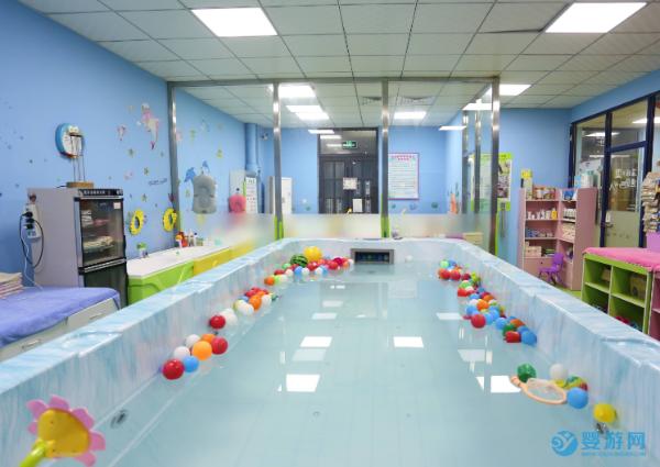 加盟婴儿游泳馆要注意哪些问题呢？怎么实现更好的经营？